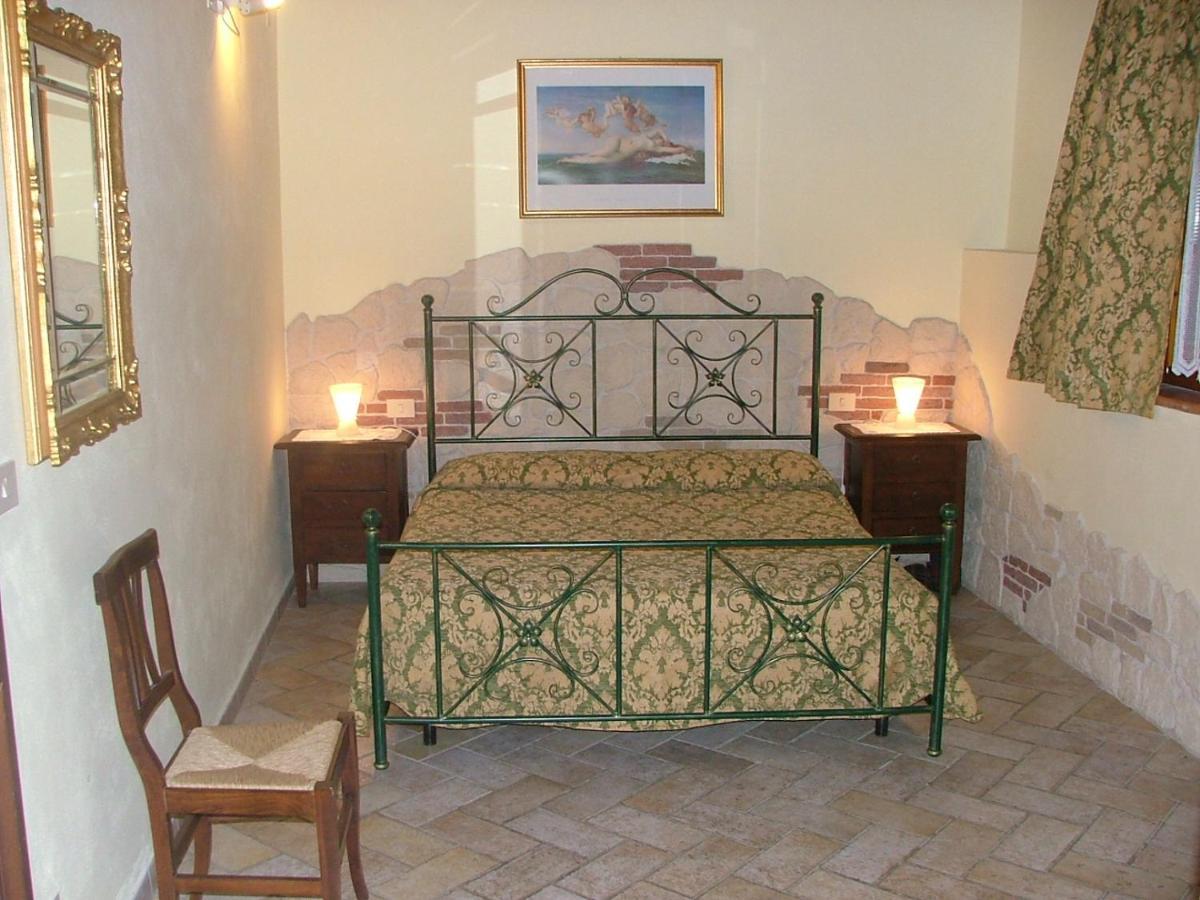 Casa Vacanze Le Case San Gimignano Exterior foto