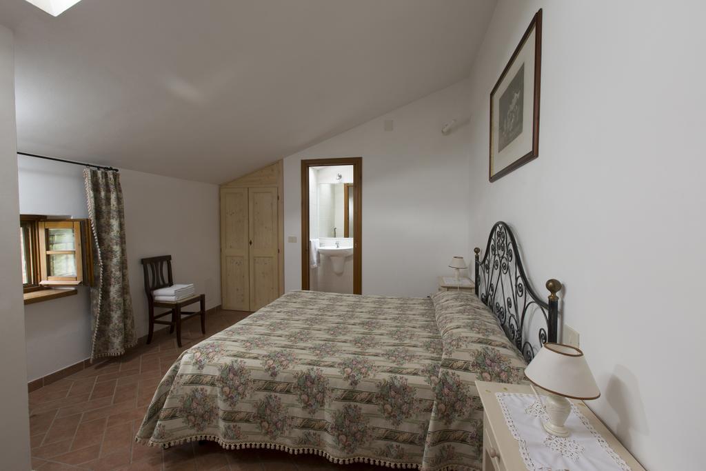 Casa Vacanze Le Case San Gimignano Exterior foto